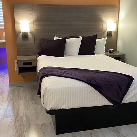 Worthington Of Logan Hotell Eksteriør bilde